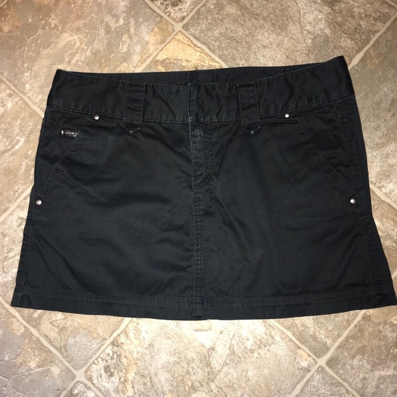 Express Dresses & Skirts - EXPRESS SIZE 6 BLACK MINI SKIRT